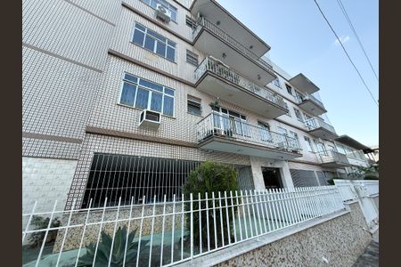 Apartamento à venda com 56m², 3 quartos e 1 vaga Apartamento à venda com 56m², 3 quartos e 1 vagaFachada
