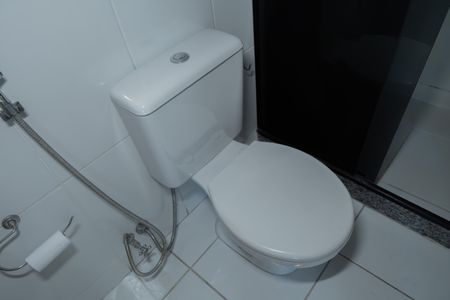 Apartamento à venda com 56m², 3 quartos e 1 vaga Apartamento à venda com 56m², 3 quartos e 1 vagaBanheiro