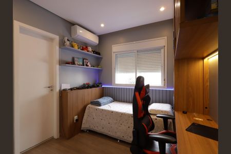 Apartamento à venda com 138m², 3 quartos e 2 vagasSuíte 1