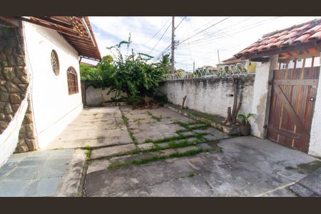 Casa à venda com 418m², 3 quartos e 4 vagasÁrea Externa