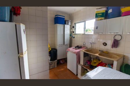 Casa à venda com 418m², 3 quartos e 4 vagasÁrea de Serviço