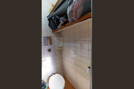 Casa à venda com 418m², 3 quartos e 4 vagasBanheiro de Serviço