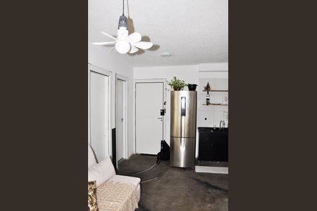 Apartamento para alugar com 39m², 2 quartos e sem vaga Apartamento para alugar com 39m², 2 quartos e sem vagaDetalhe - Sala