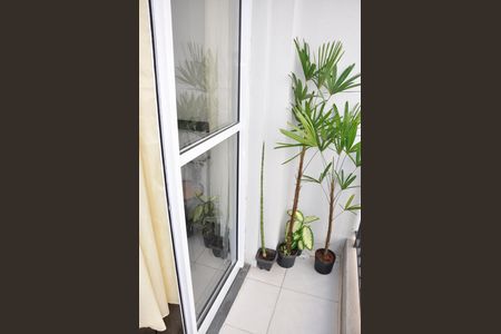 Apartamento para alugar com 39m², 2 quartos e sem vaga Apartamento para alugar com 39m², 2 quartos e sem vagaDetalhe - Varanda da Sala