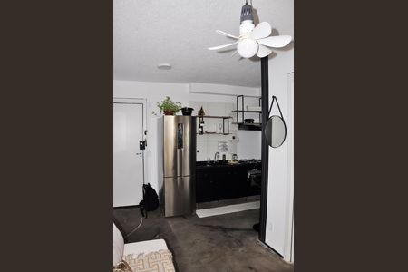 Apartamento para alugar com 39m², 2 quartos e sem vaga Apartamento para alugar com 39m², 2 quartos e sem vagaDetalhe - Sala