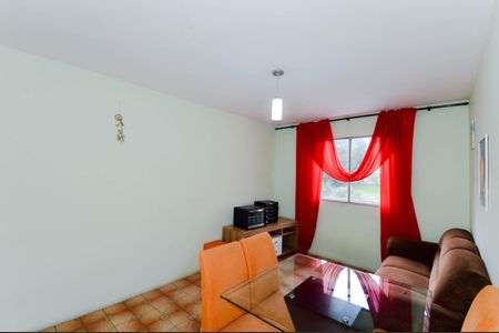 Apartamento para alugar com 73m², 2 quartos e 1 vagaSala