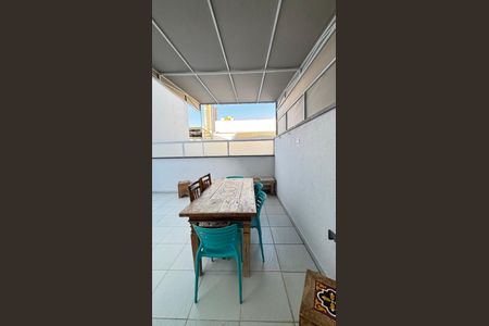 Apartamento à venda com 99m², 2 quartos e 1 vagaCobertura