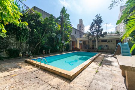 Casa à venda com 500m², 3 quartos e 2 vagasÁrea comum - Piscina