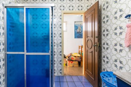 Casa à venda com 500m², 3 quartos e 2 vagasBanheiro da Suíte 2