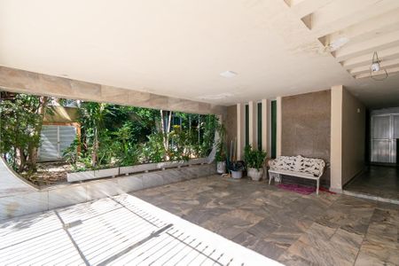 Casa à venda com 500m², 3 quartos e 2 vagasGaragem