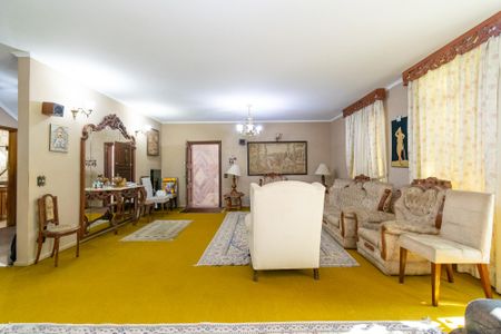 Casa à venda com 500m², 3 quartos e 2 vagasSala