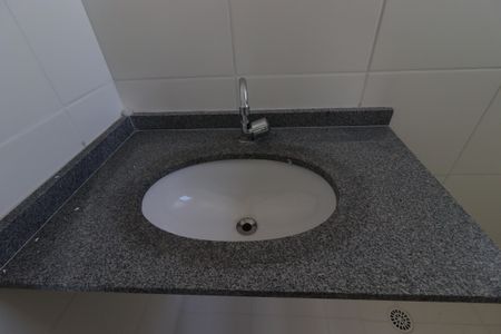 Apartamento à venda com 48m², 2 quartos e 1 vagaBanheiro da Suíte - Pia