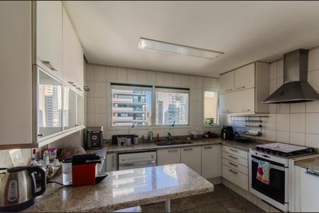 Apartamento à venda com 200m², 4 quartos e 3 vagasCozinha
