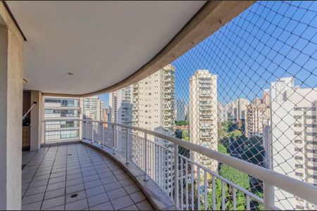 Apartamento à venda com 200m², 4 quartos e 3 vagasVaranda gourmet