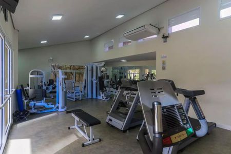 Apartamento à venda com 200m², 4 quartos e 3 vagasÁrea comum - Academia