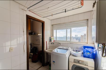 Apartamento à venda com 200m², 4 quartos e 3 vagasÁrea de Serviço