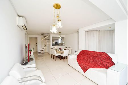 Apartamento à venda com 207m², 2 quartos e 2 vagasSala