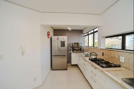 Apartamento à venda com 207m², 2 quartos e 2 vagasCozinha