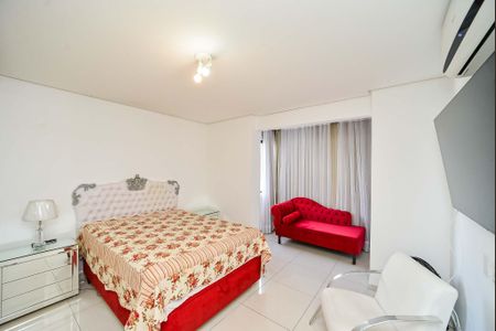 Apartamento à venda com 207m², 2 quartos e 2 vagasQuarto 1