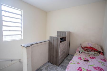 Casa à venda com 220m², 5 quartos e 3 vagas Casa à venda com 220m², 5 quartos e 3 vagasCasa 1 - Hall da escada