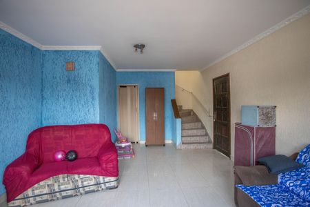 Casa à venda com 220m², 5 quartos e 3 vagas Casa à venda com 220m², 5 quartos e 3 vagasCasa 1 - sala