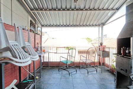 Casa à venda com 250m², 3 quartos e 1 vagaÁrea externa