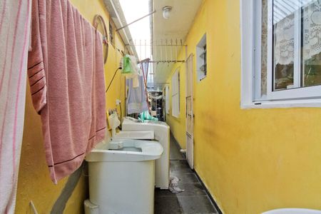 Casa à venda com 250m², 3 quartos e 1 vagaÁrea de Serviço