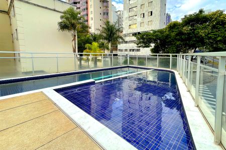 Apartamento à venda com 200m², 5 quartos e 4 vagasÁrea comum - Piscina