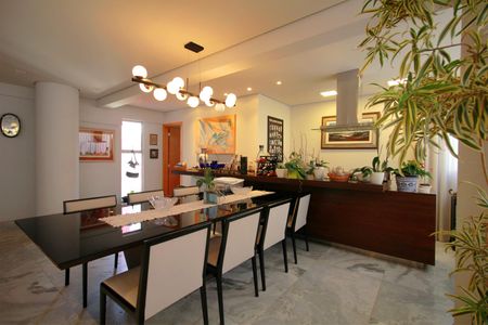 Apartamento à venda com 200m², 5 quartos e 4 vagasSala de Jantar