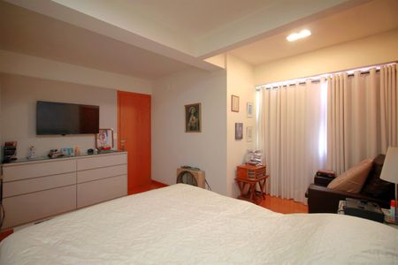 Apartamento à venda com 200m², 5 quartos e 4 vagasSuíte 1