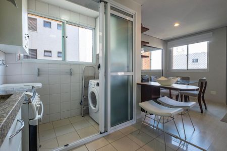 Apartamento à venda com 65m², 2 quartos e 3 vagasSala/Cozinha