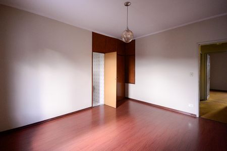 Casa à venda com 187m², 3 quartos e 5 vagasQuarto 1 - Suite