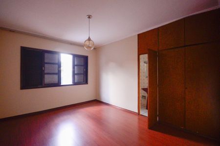 Casa à venda com 187m², 3 quartos e 5 vagasQuarto 1 - Suite