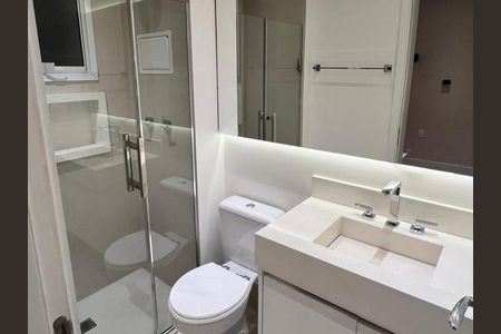 Apartamento à venda com 100m², 2 quartos e 2 vagasBanheiro da suíte 2