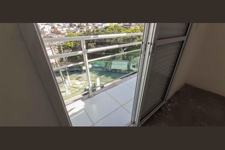 Apartamento à venda com 65m², 2 quartos e 1 vagaSacada do Quarto 1