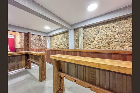 Casa à venda com 300m², 2 quartos e sem vaga Casa à venda com 300m², 2 quartos e sem vagaCozinha