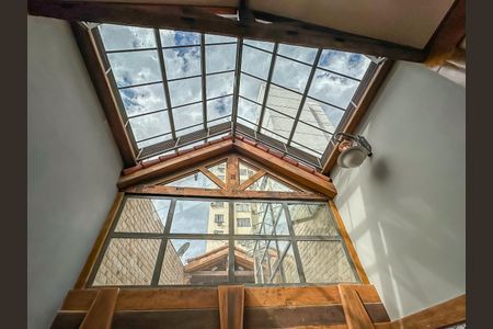 Casa à venda com 300m², 2 quartos e sem vaga Casa à venda com 300m², 2 quartos e sem vagaSala 2