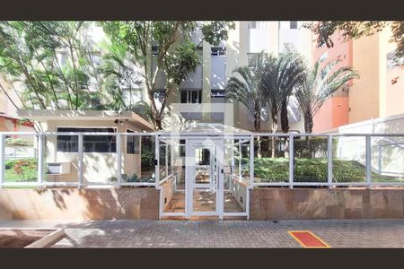 Apartamento à venda com 37m², 1 quarto e 1 vagaFachada