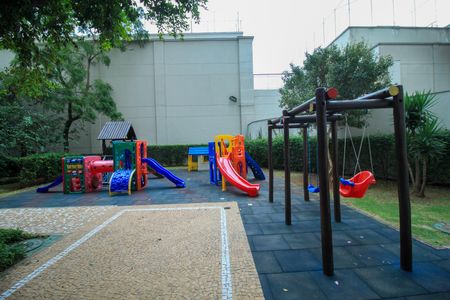 Apartamento à venda com 96m², 3 quartos e 2 vagas Apartamento à venda com 96m², 3 quartos e 2 vagasÁrea comum