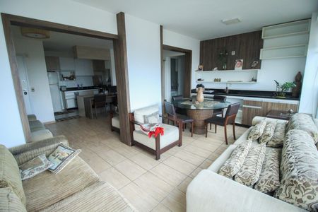 Apartamento à venda com 96m², 3 quartos e 2 vagas Apartamento à venda com 96m², 3 quartos e 2 vagasSala