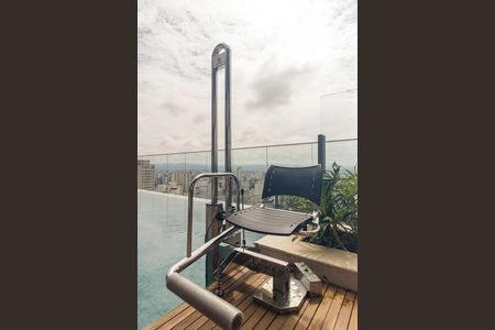 Studio para alugar com 30m², 1 quarto e sem vaga Studio para alugar com 30m², 1 quarto e sem vagaÁrea comum - Piscina