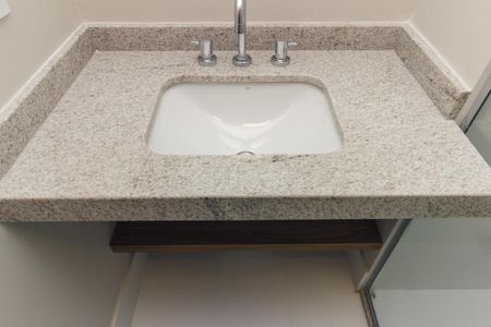 Studio para alugar com 30m², 1 quarto e sem vaga Studio para alugar com 30m², 1 quarto e sem vagaBanheiro