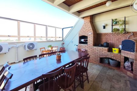 Apartamento à venda com 360m², 3 quartos e 2 vagasÁrea gourmet - Cobertura