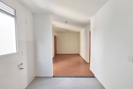 Apartamento à venda com 60m², 2 quartos e 1 vaga Apartamento à venda com 60m², 2 quartos e 1 vagaCozinha e Área de Serviço