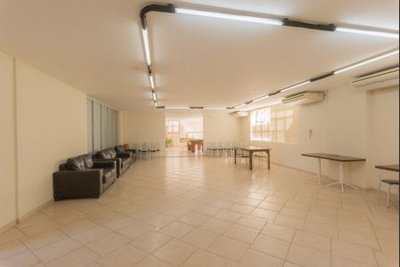 Apartamento à venda com 162m², 3 quartos e 1 vaga Apartamento à venda com 162m², 3 quartos e 1 vagaÁrea comum - Salão de festas