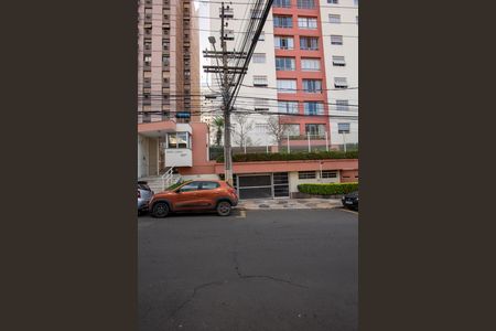 Apartamento à venda com 162m², 3 quartos e 1 vaga Apartamento à venda com 162m², 3 quartos e 1 vagaFachada e portaria