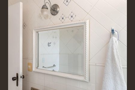 Apartamento à venda com 162m², 3 quartos e 1 vaga Apartamento à venda com 162m², 3 quartos e 1 vagaBanheiro