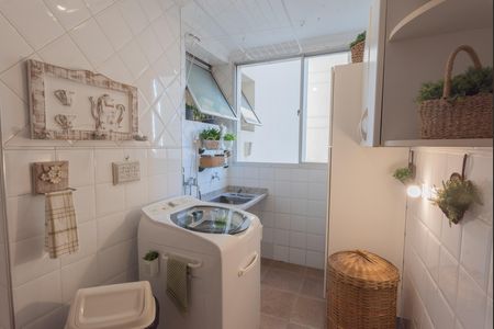Apartamento à venda com 162m², 3 quartos e 1 vaga Apartamento à venda com 162m², 3 quartos e 1 vagaÁrea de Serviço