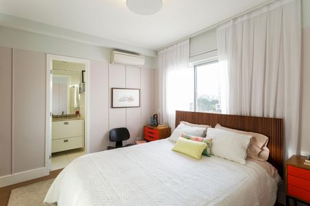 Apartamento à venda com 134m², 2 quartos e 2 vagasSuíte 2