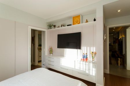 Apartamento à venda com 134m², 2 quartos e 2 vagasSuíte 2